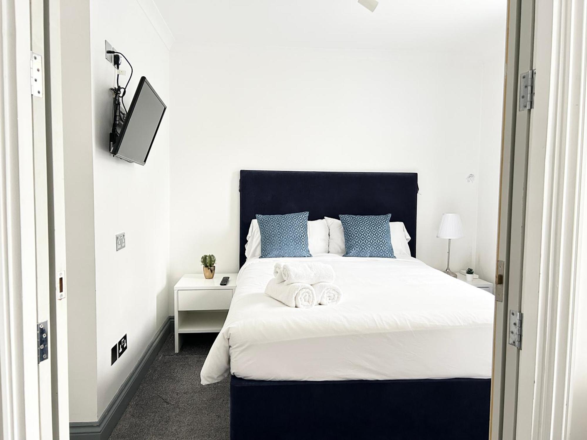 The Dome Aparthotel Лондон Екстериор снимка
