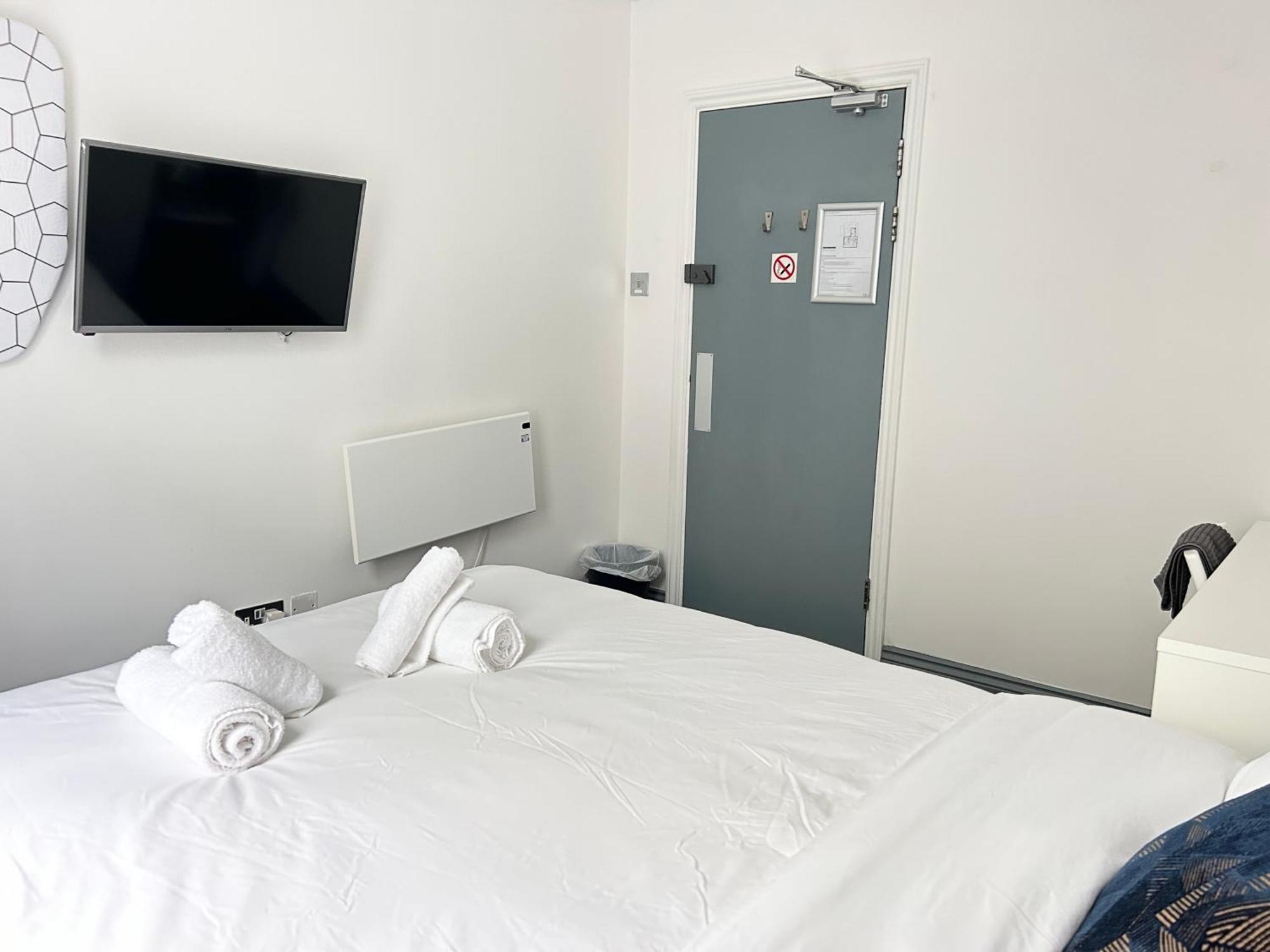 The Dome Aparthotel Лондон Екстериор снимка